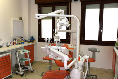 REALIZZAZIONE STUDIO DENTISTICO