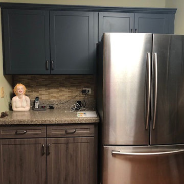 Transitional Kitchen Remodel Done in a Two-Tone Color