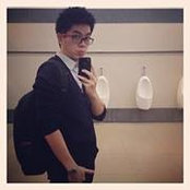 Santi Kulpatcharapong's photo