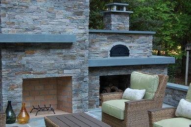 Design ideas for a modern backyard landscaping in Raleigh.