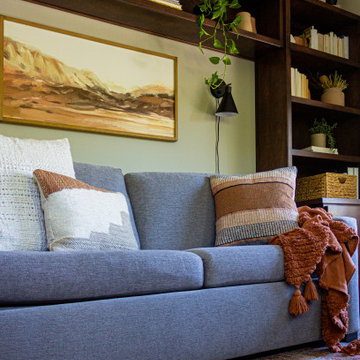 Warm and Natural Study/ Guest Room