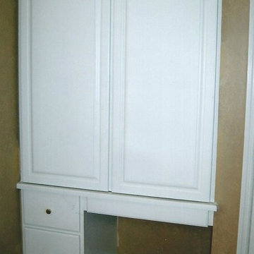 Hidden Desk Cabinetry in Winding Woods