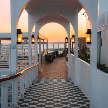 Celebrity Beyond Sunset Bar - US