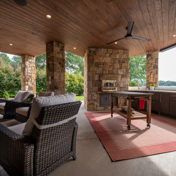 Lake Oconee Outdoor Grill Area