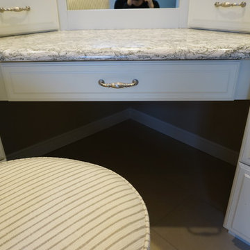 Enchanting Master & Hall Bathrooms