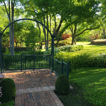 Fort Worth Estate Garden