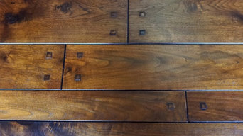 Walnut Plank with square pegs