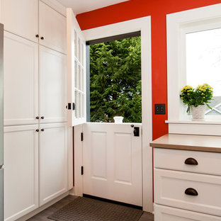 Backdoor Kitchen Ideas & Photos | Houzz