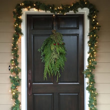 2019 EP Outside Xmas Pots