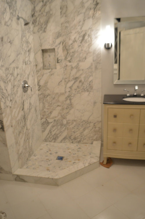 Bath mat positions for marble neoangle shower