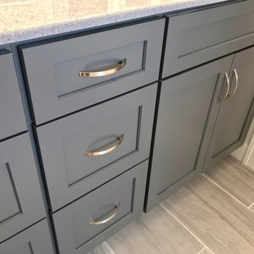 New Construction Kewanee IL MSI Quartz Koch & Dura Supreme Painted Cabinets