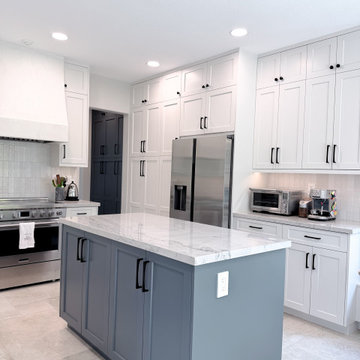 90s Kitchen Reimagined: Timeless Style & Smart Function
