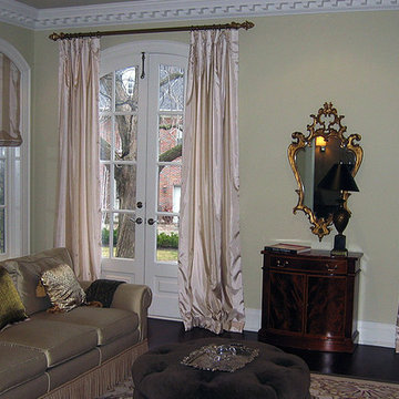 Distinguished Country Manor