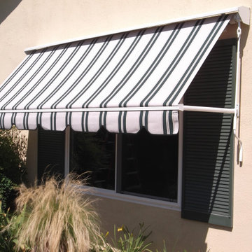 Robusta Window Retractable Awning