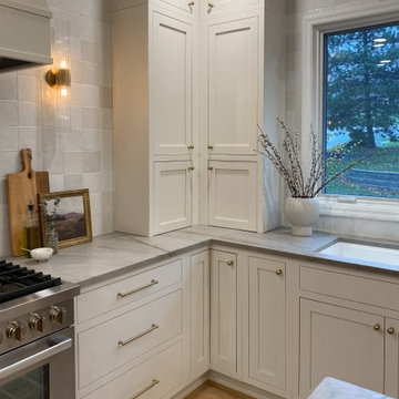 Warm Maple Elegance