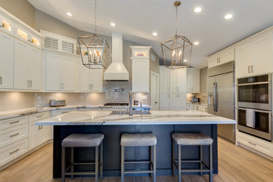 Kitchen - kitchen idea in Phoenix