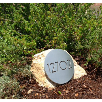 modern house numbers - customer photo