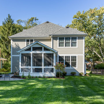 Spacious Screened Porch