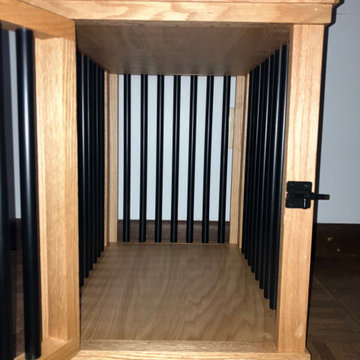 Custom red oak canine condo (extra small)