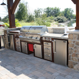 Maritime Küchen mit Backsteinboden Ideen, Design & Bilder - August 2020