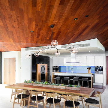 Santos Mahogany Natal - Hollywood Hills