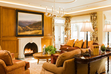 Example of a classic living room design in Denver