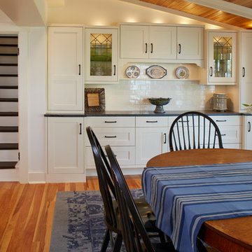 Lake Pepin Artful Entertaining Farm House 360