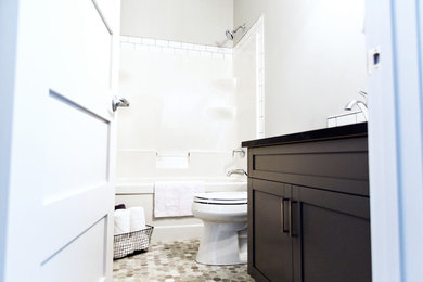 Bathroom - bathroom idea in Calgary