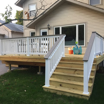 Wood Deck by Elmhurst, IL deck builder