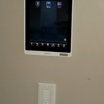 Bay House Wall Docking Station for iPad