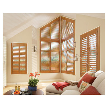 Hunter Douglas SHUTTERS TRAPEZOID WINDOW