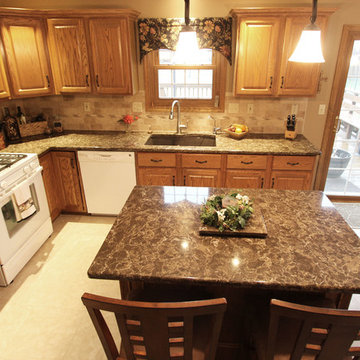 Cambria Hampshire Countertop and Durango Tiled Backsplash ~ Medina, OH