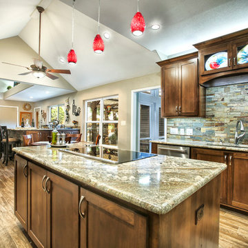 A Closed-off 1980’s Home Gets a Bigger, Brighter Look