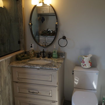 Laundry, Bath, and Mudroom Delight - Ottsville, PA