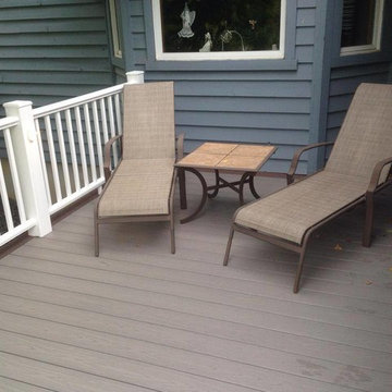 Large Azek Deck with Border