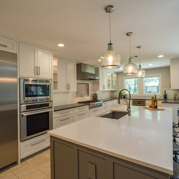 Contemporary Style Kitchen