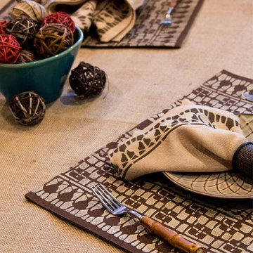 DIY Thanksgiving Decorations & Crafts with Stencils