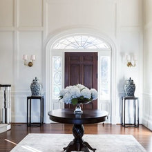 Circle Foyer Table