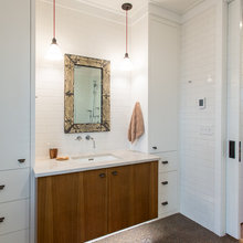 Lindsay Bathroom