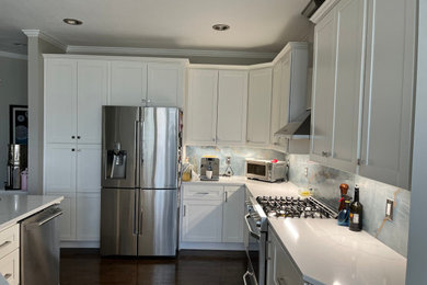 Inspiration for a modern home design remodel in Kansas City