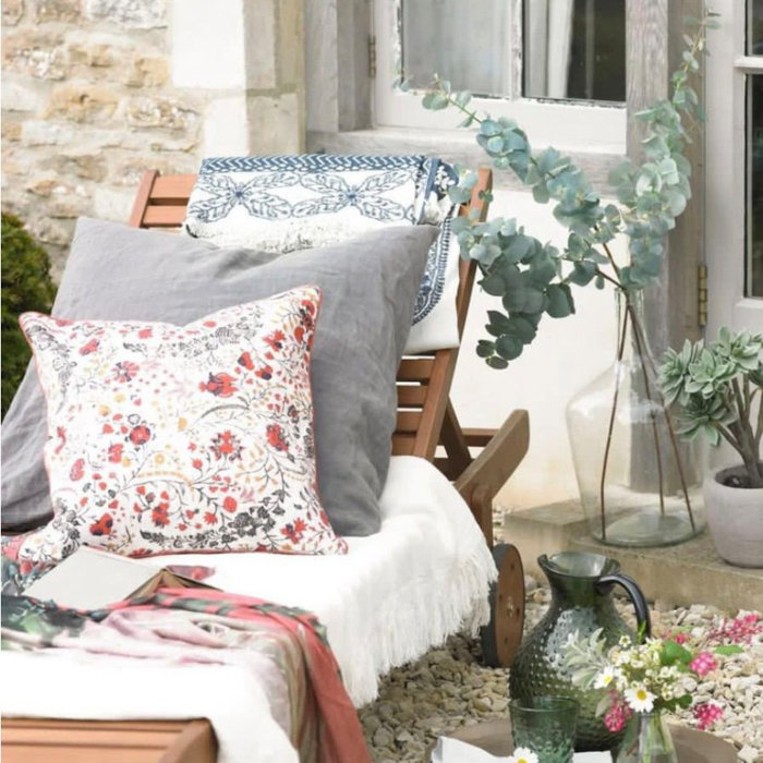 This year sees a revival in prints for both soft furnishings and wallpapers. Vintage prints your Granny may have had are very much the focus, this look is known as Granny-chic or Cottagecore. It’s a g