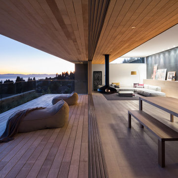 5 Ways to Transform Your Outdoor Space with Decks