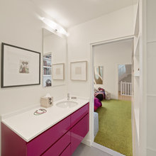 Upstairs bathroom