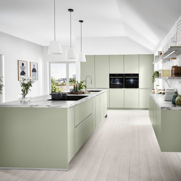 Collins Ave Kitchen #3