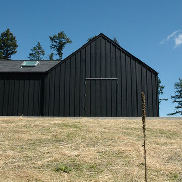 Island Home + Studio