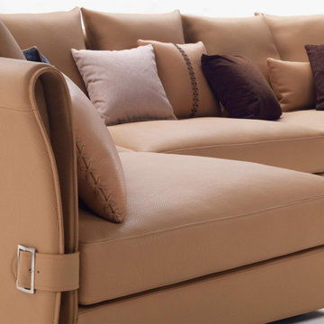 LUXURY SOFAS & LOVESEATS