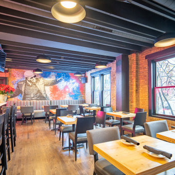 Restaurant/Bar