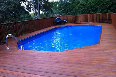 Example of a classic pool design in Toronto