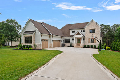 Exterior home photo in Charlotte