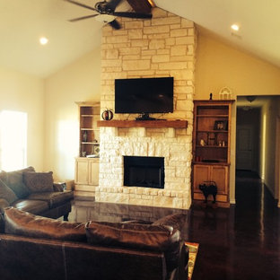 Mediterranes Wohnzimmer in Austin